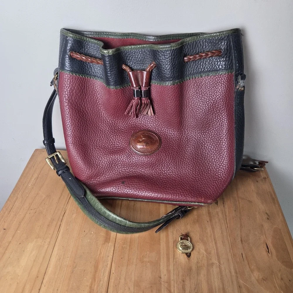 Vintage Dooney & Bourke AWL Burgundy Leather Bucket Shoulder Bag Drawstring